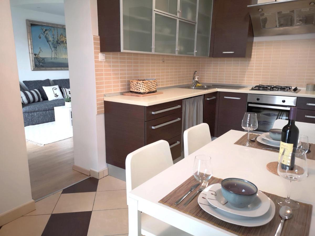 Apartment Izabela โอปาติยา ภายนอก รูปภาพ