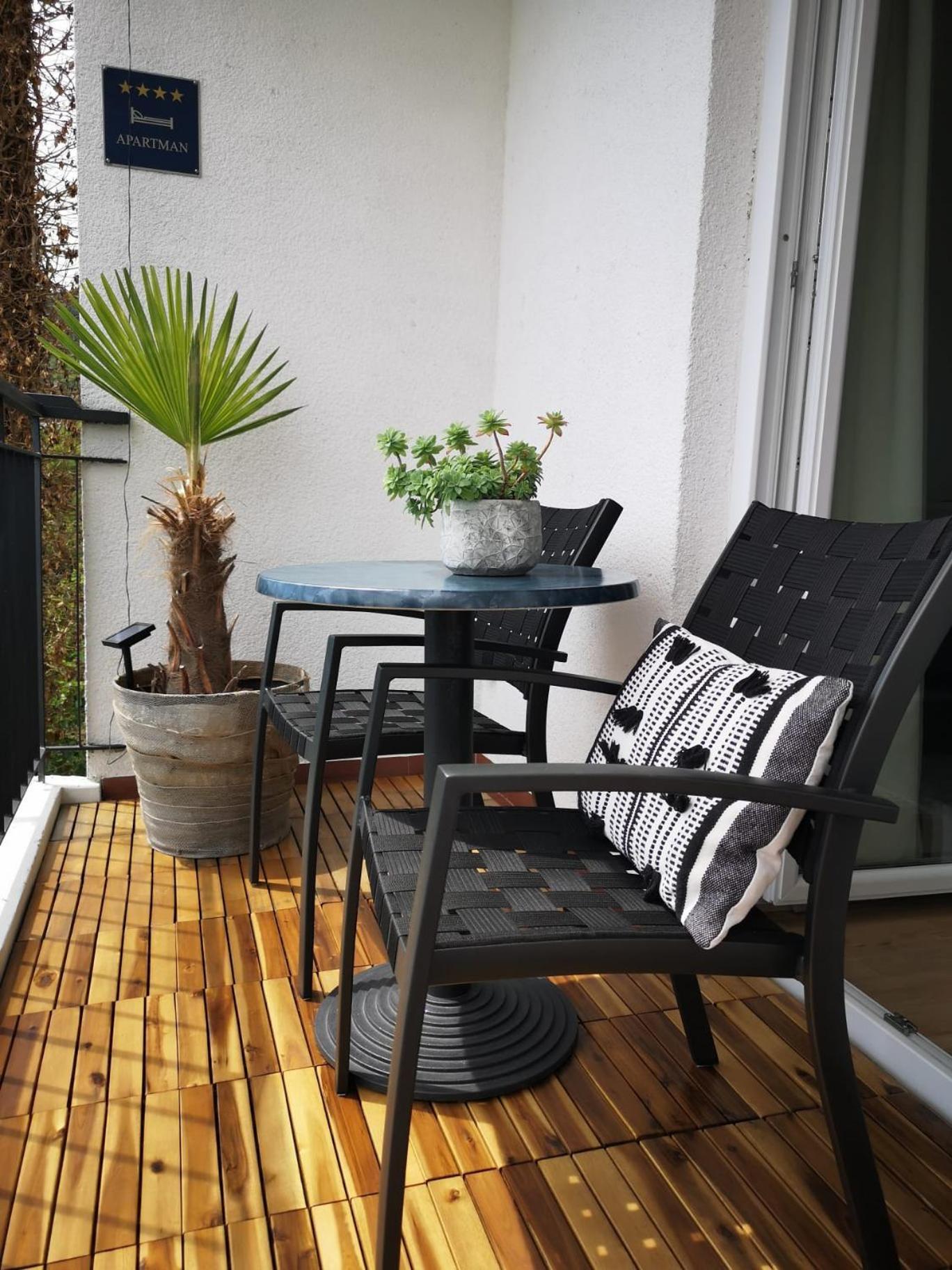 Apartment Izabela โอปาติยา ภายนอก รูปภาพ